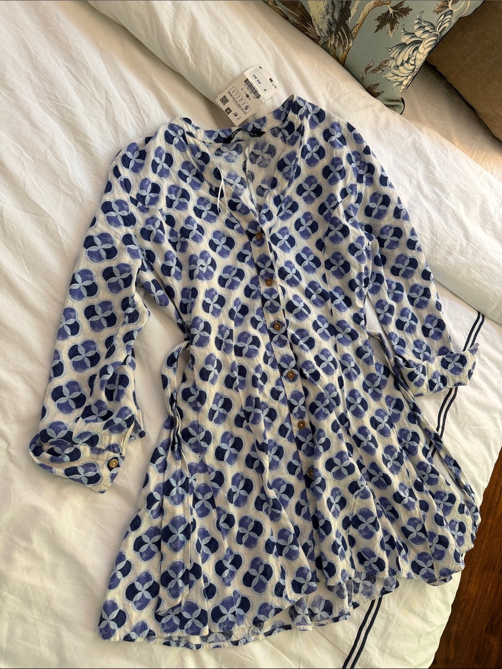 Zara White Mini Dress with Blue Floral Pattern